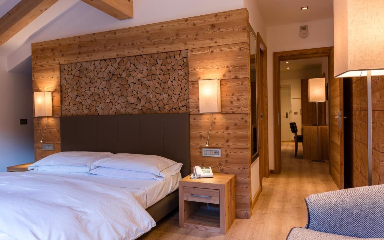 Hotel Europeo Alpine Charme & Wellness Pinzolo Exterior photo